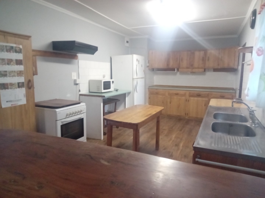 To Let 2 Bedroom Property for Rent in Nottingham Road KwaZulu-Natal
