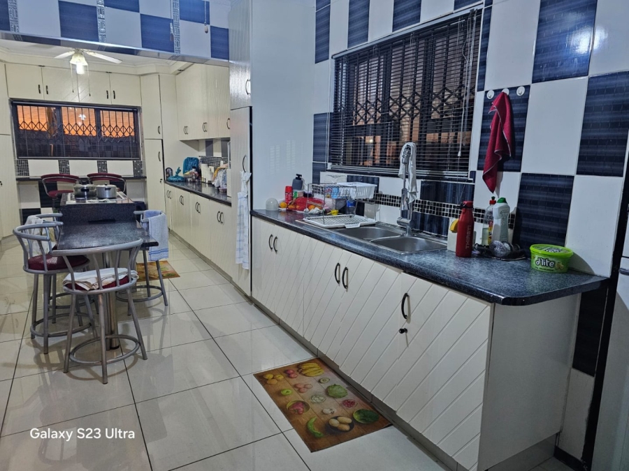 4 Bedroom Property for Sale in Richview KwaZulu-Natal