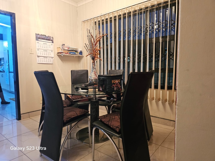 4 Bedroom Property for Sale in Richview KwaZulu-Natal