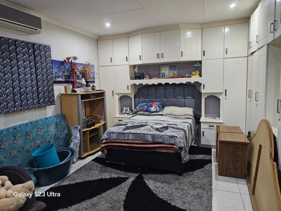 4 Bedroom Property for Sale in Richview KwaZulu-Natal