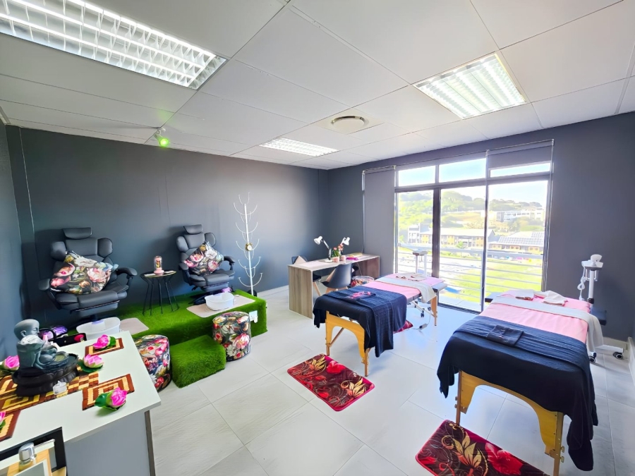 Bedroom Property for Sale in Ballito Commercial District KwaZulu-Natal
