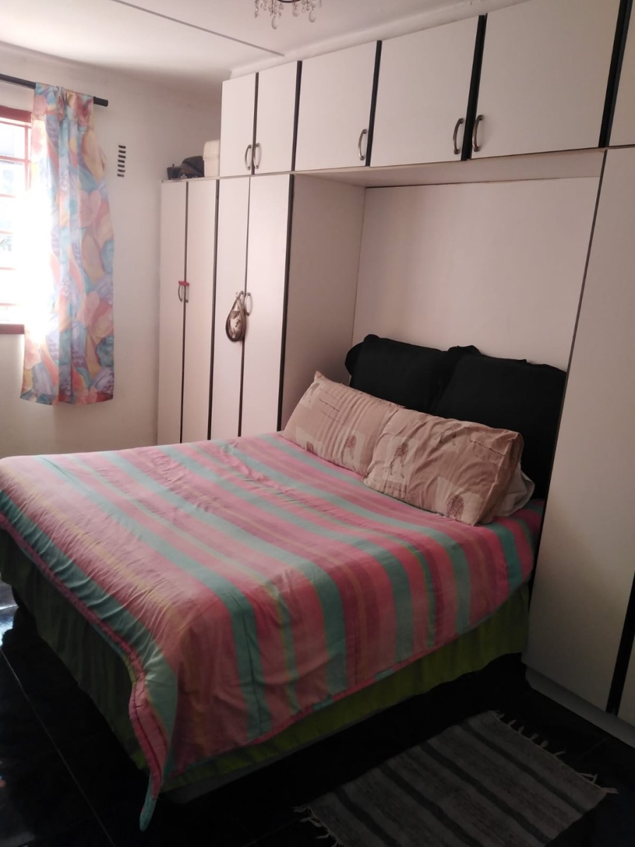 3 Bedroom Property for Sale in Newlands East KwaZulu-Natal