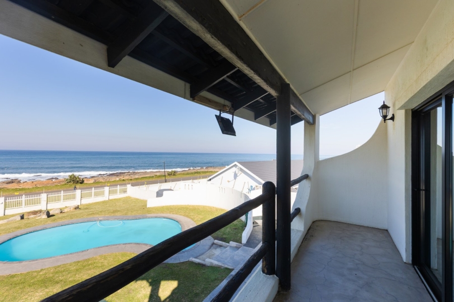 5 Bedroom Property for Sale in Uvongo KwaZulu-Natal