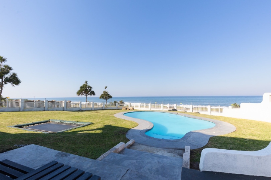 5 Bedroom Property for Sale in Uvongo KwaZulu-Natal