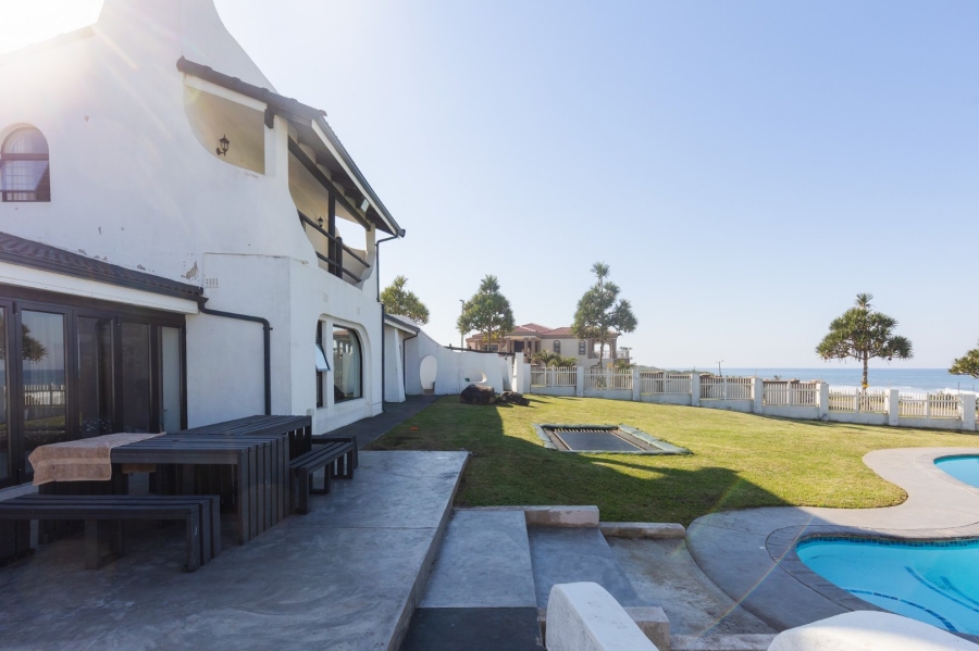 5 Bedroom Property for Sale in Uvongo KwaZulu-Natal