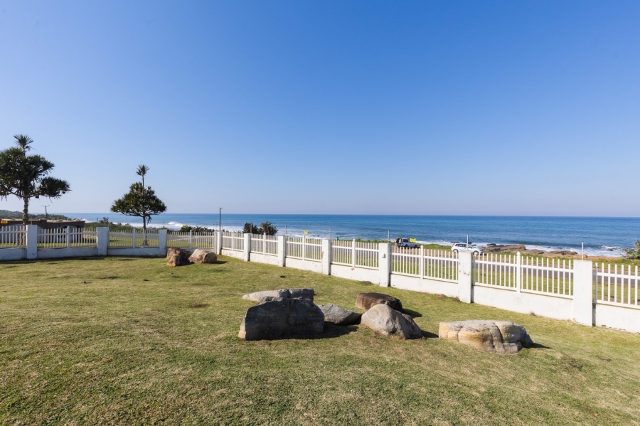 5 Bedroom Property for Sale in Uvongo KwaZulu-Natal