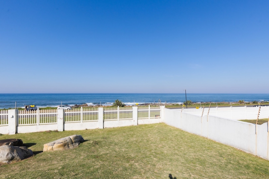 5 Bedroom Property for Sale in Uvongo KwaZulu-Natal