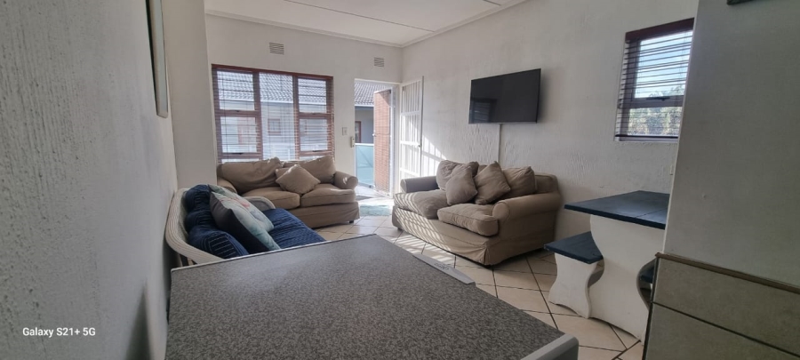 3 Bedroom Property for Sale in Uvongo KwaZulu-Natal