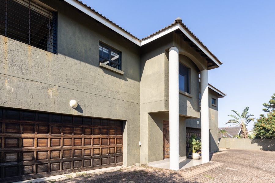 4 Bedroom Property for Sale in Sea Park KwaZulu-Natal