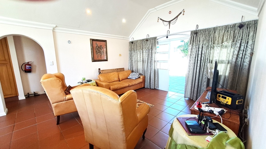 3 Bedroom Property for Sale in Port Edward KwaZulu-Natal