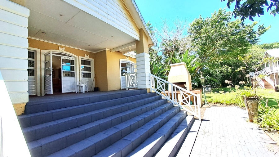 3 Bedroom Property for Sale in Port Edward KwaZulu-Natal