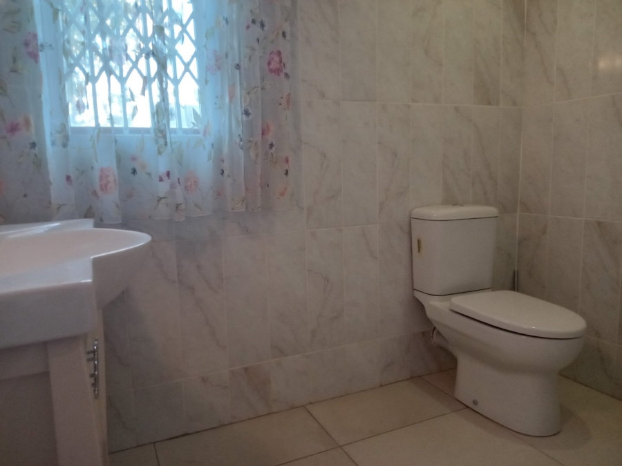 To Let 2 Bedroom Property for Rent in Glenwood KwaZulu-Natal