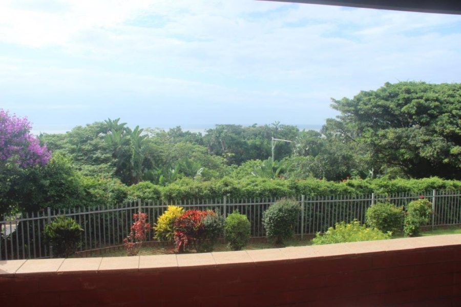 2 Bedroom Property for Sale in Umtentweni KwaZulu-Natal