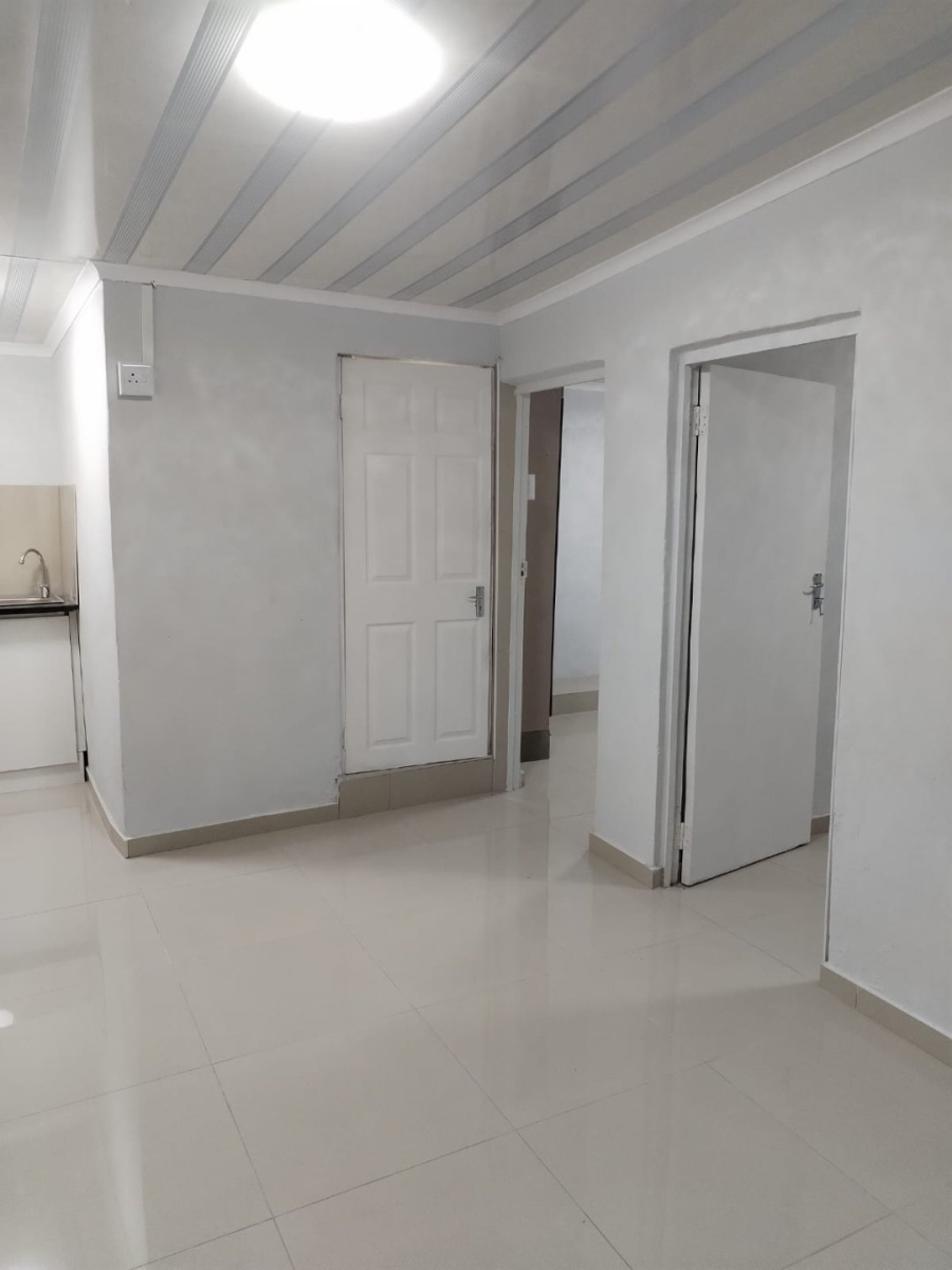 To Let 2 Bedroom Property for Rent in Northdene KwaZulu-Natal