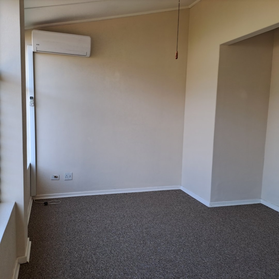 1 Bedroom Property for Sale in Scottburgh Central KwaZulu-Natal