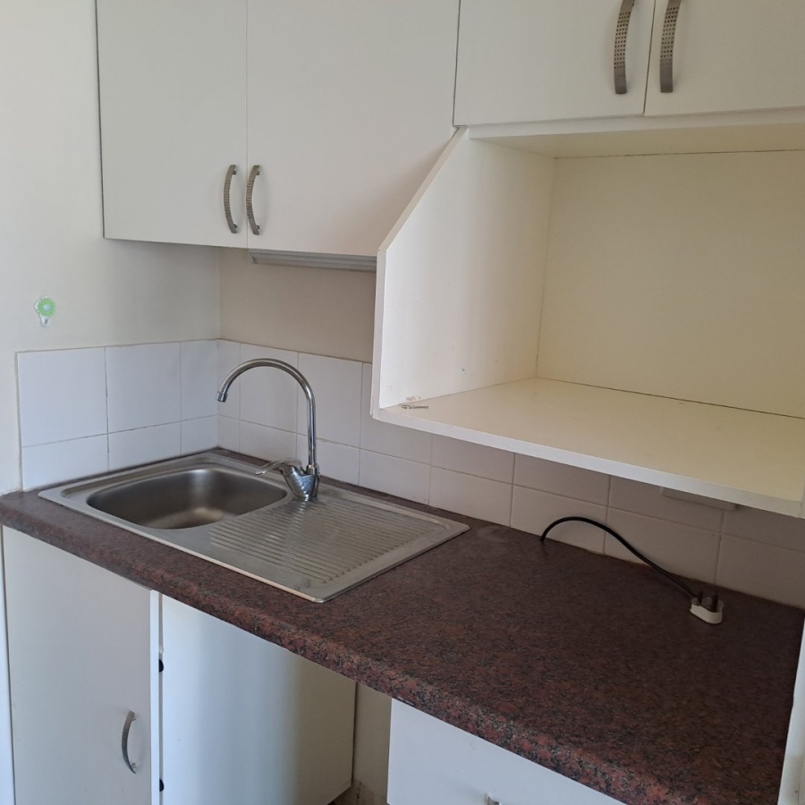 1 Bedroom Property for Sale in Scottburgh Central KwaZulu-Natal