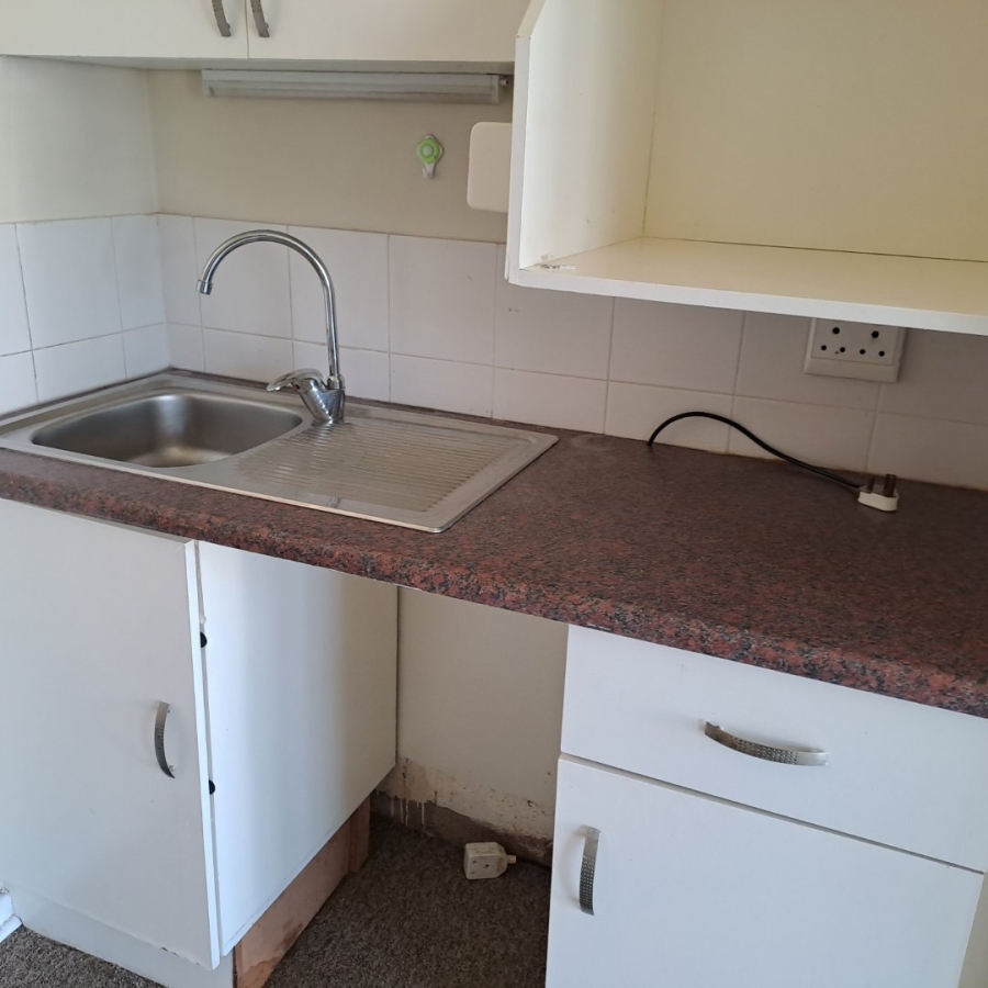 1 Bedroom Property for Sale in Scottburgh Central KwaZulu-Natal