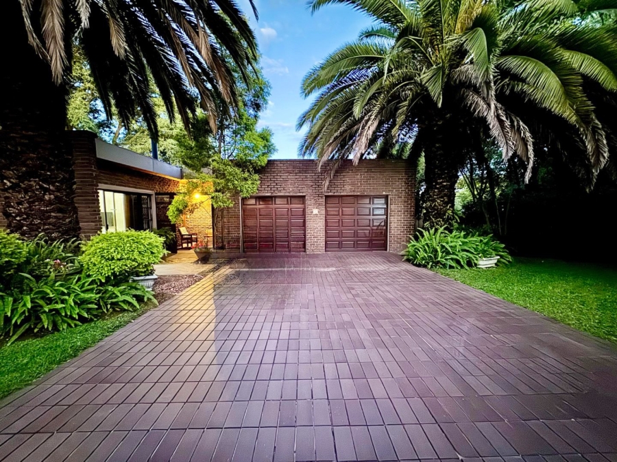 4 Bedroom Property for Sale in Huttenheights KwaZulu-Natal
