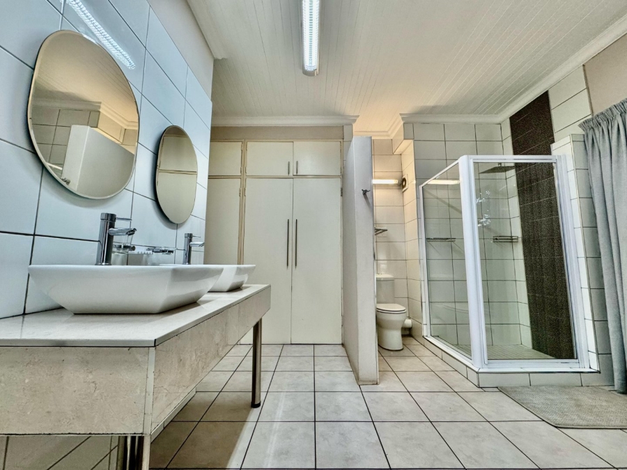 4 Bedroom Property for Sale in Huttenheights KwaZulu-Natal