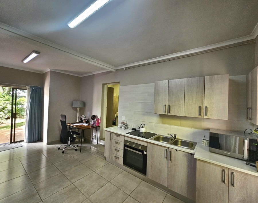 4 Bedroom Property for Sale in Huttenheights KwaZulu-Natal