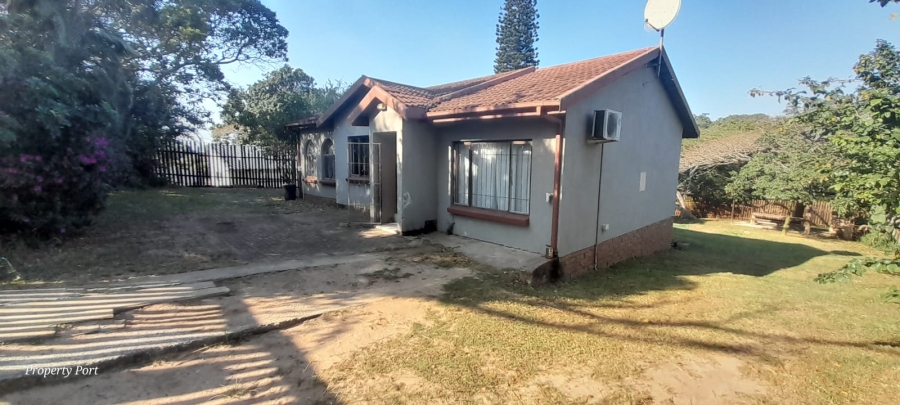 3 Bedroom Property for Sale in Uvongo KwaZulu-Natal