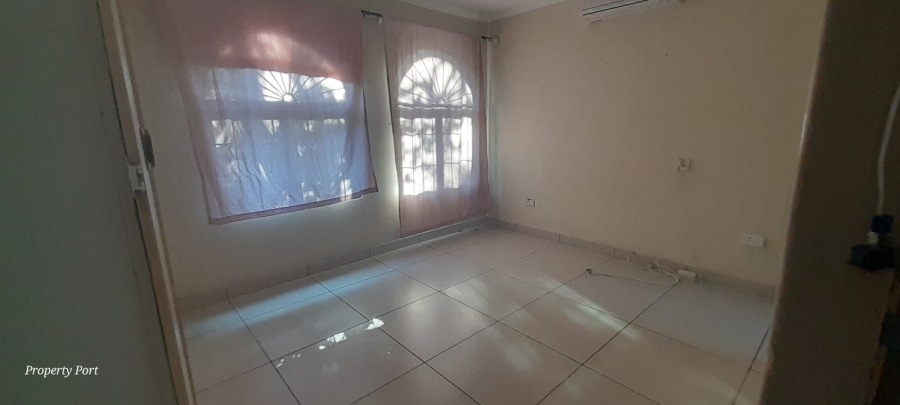 3 Bedroom Property for Sale in Uvongo KwaZulu-Natal
