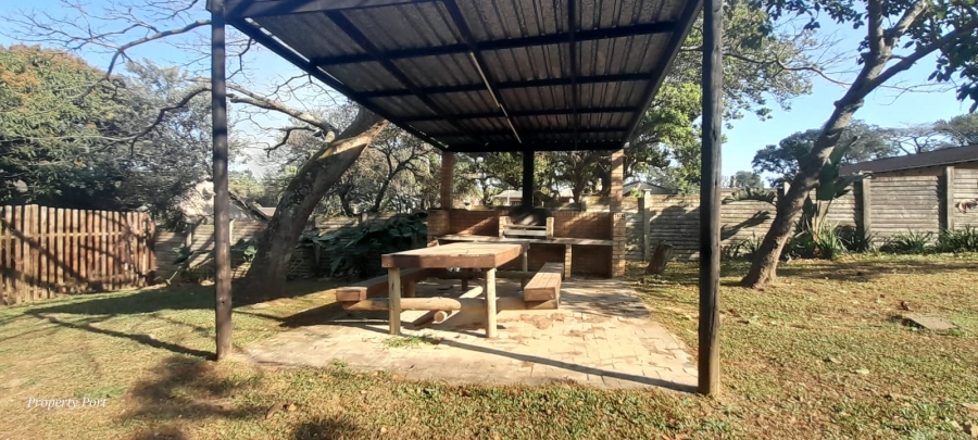 3 Bedroom Property for Sale in Uvongo KwaZulu-Natal