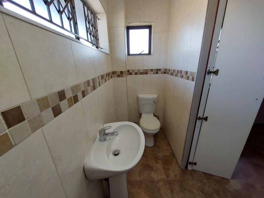 2 Bedroom Property for Sale in Stanger KwaZulu-Natal