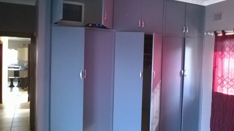 3 Bedroom Property for Sale in Uvongo KwaZulu-Natal