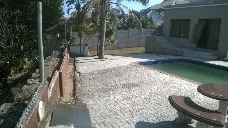 3 Bedroom Property for Sale in Uvongo KwaZulu-Natal