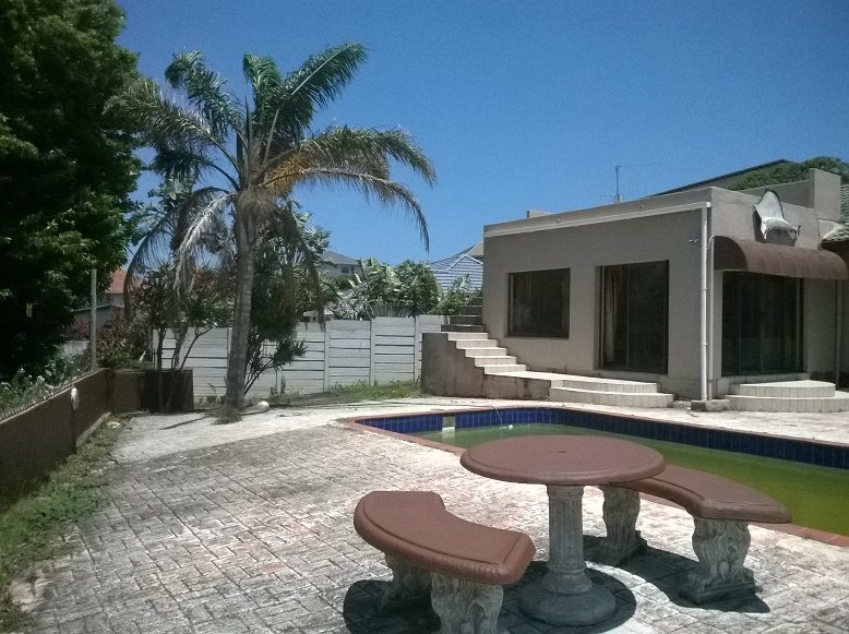 3 Bedroom Property for Sale in Uvongo KwaZulu-Natal