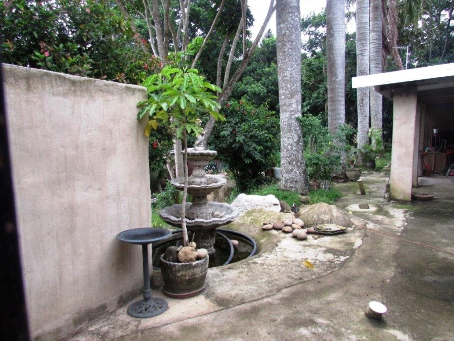 13 Bedroom Property for Sale in Umtentweni KwaZulu-Natal