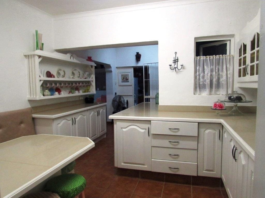 13 Bedroom Property for Sale in Umtentweni KwaZulu-Natal