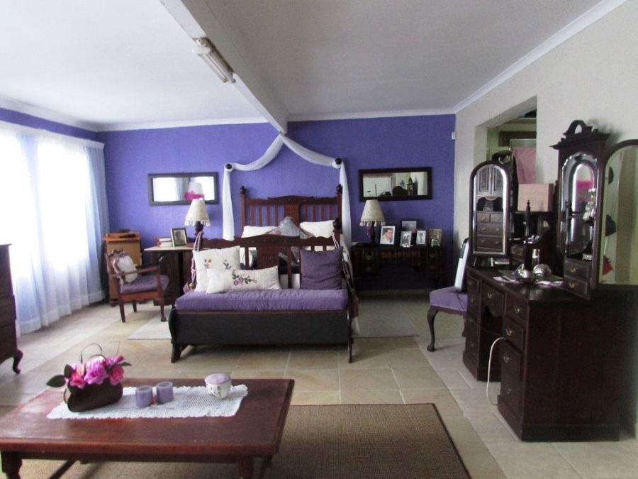 13 Bedroom Property for Sale in Umtentweni KwaZulu-Natal