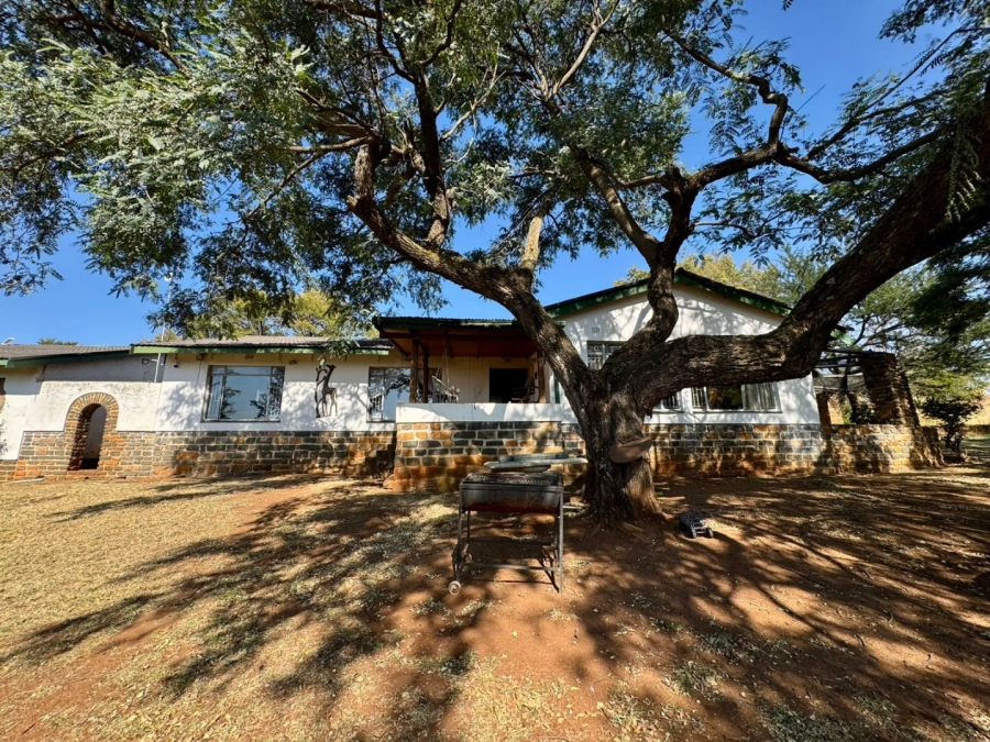 4 Bedroom Property for Sale in Utrecht Rural KwaZulu-Natal