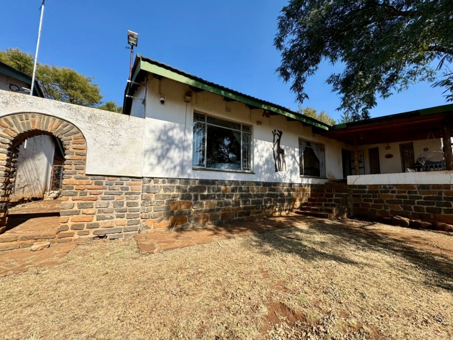 4 Bedroom Property for Sale in Utrecht Rural KwaZulu-Natal