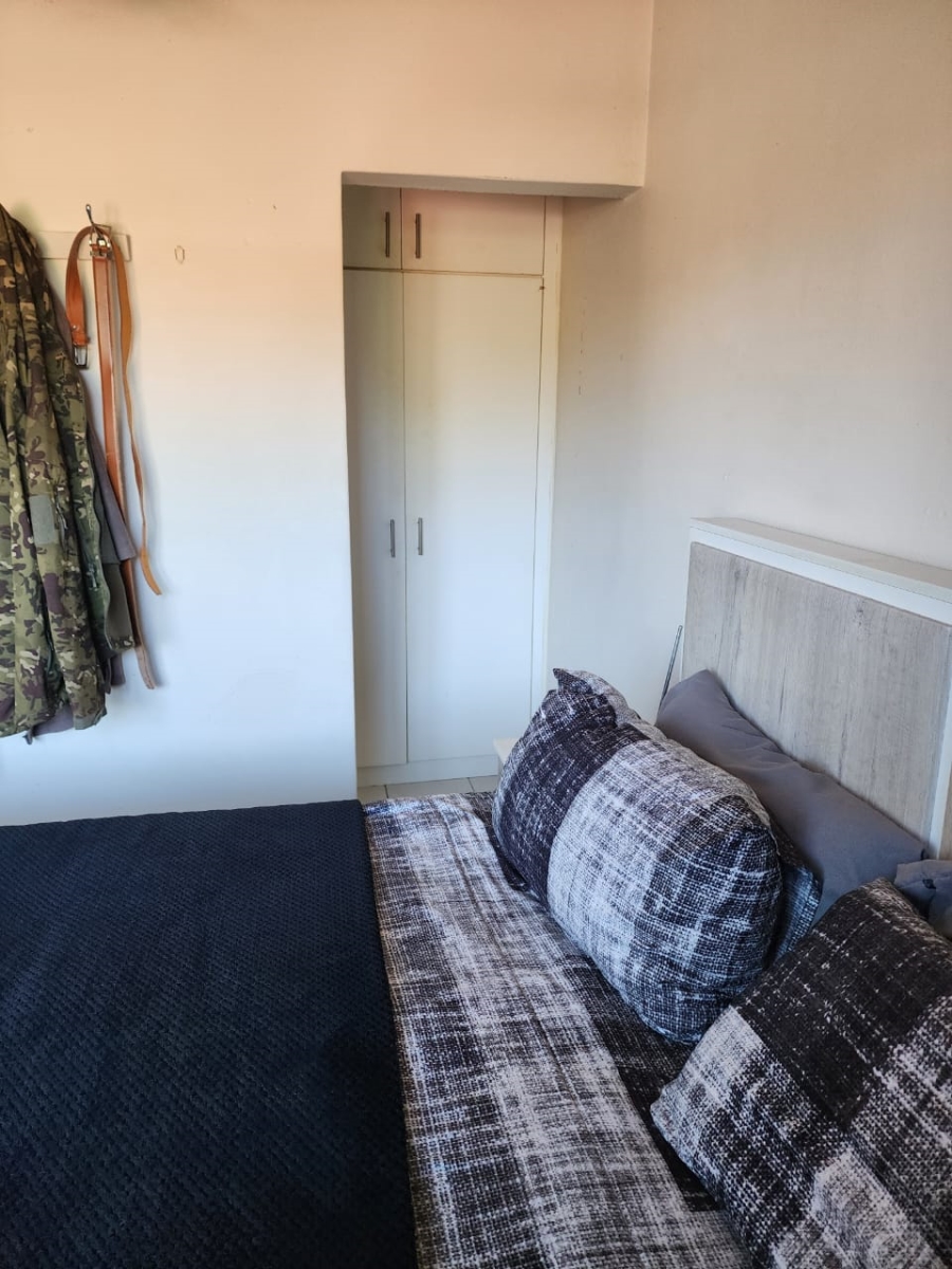 6 Bedroom Property for Sale in Amanzimtoti KwaZulu-Natal