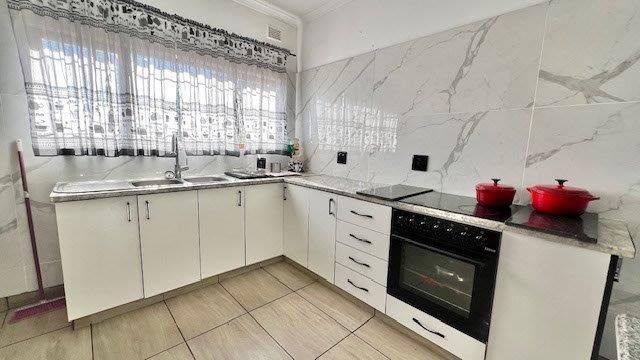 4 Bedroom Property for Sale in Margate KwaZulu-Natal