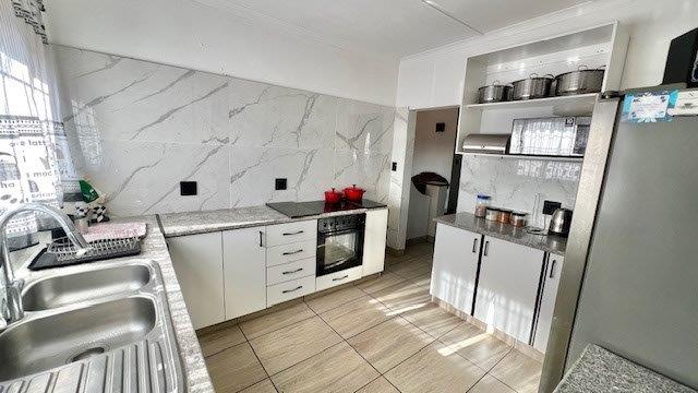 4 Bedroom Property for Sale in Margate KwaZulu-Natal