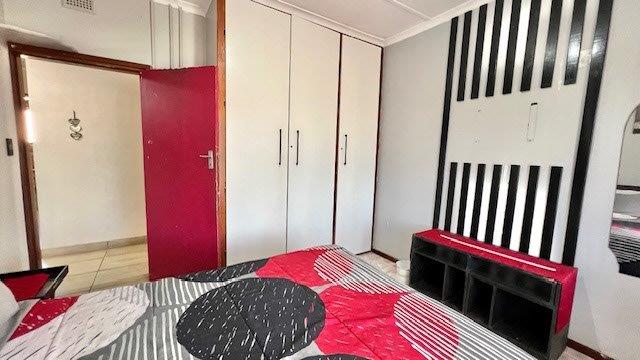 4 Bedroom Property for Sale in Margate KwaZulu-Natal
