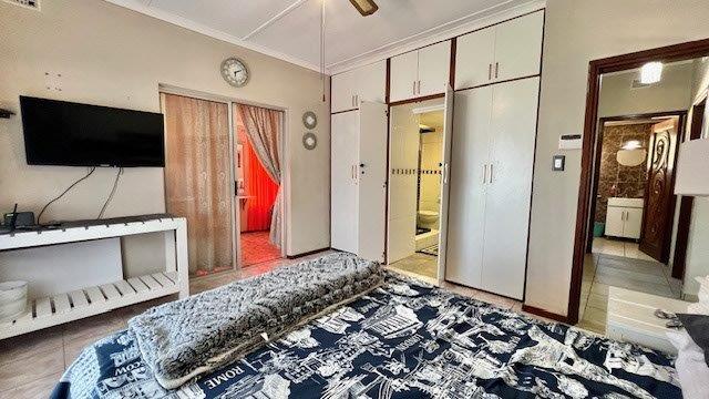 4 Bedroom Property for Sale in Margate KwaZulu-Natal