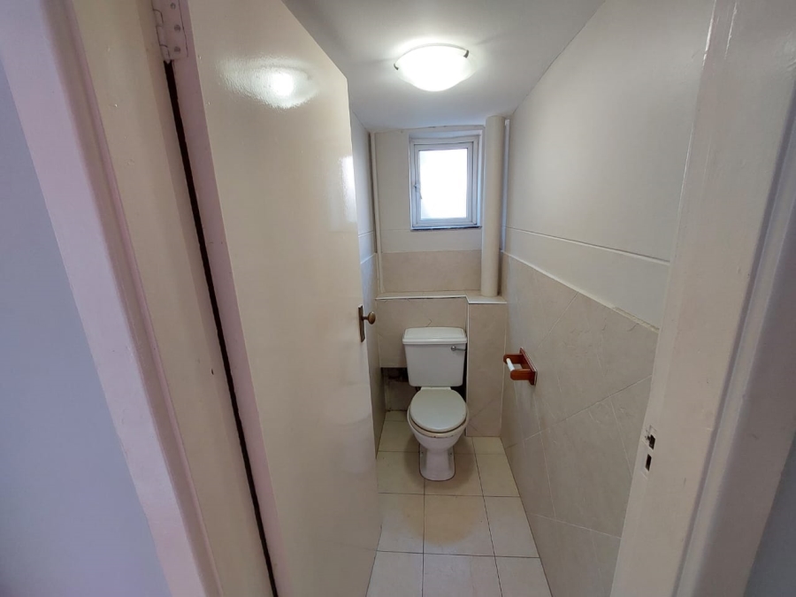 To Let 2 Bedroom Property for Rent in Morningside KwaZulu-Natal