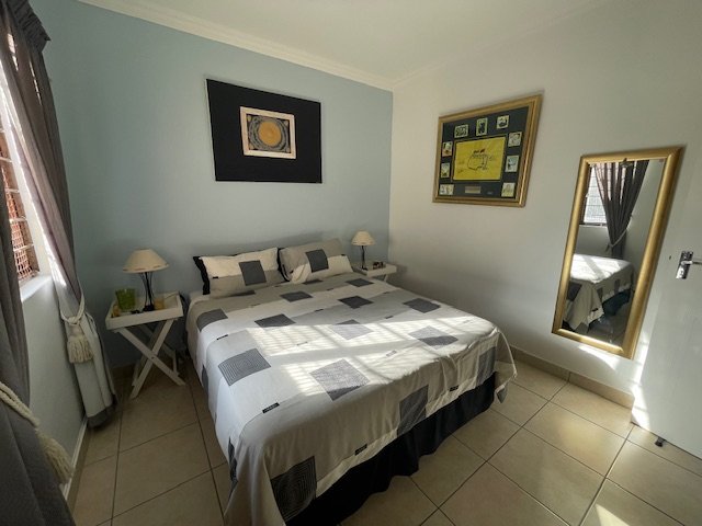 4 Bedroom Property for Sale in St Michaels On Sea KwaZulu-Natal
