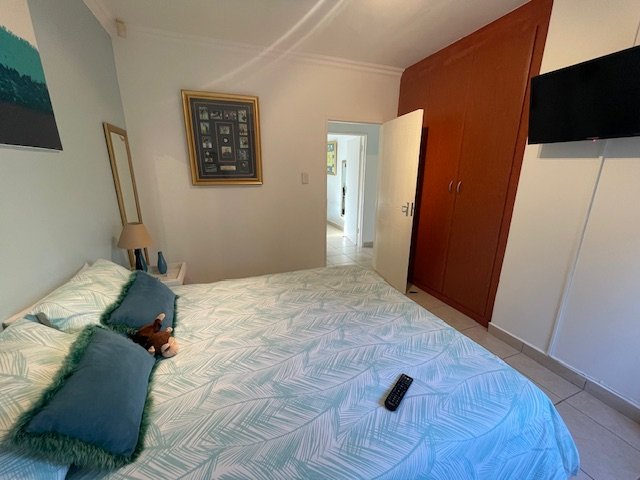 4 Bedroom Property for Sale in St Michaels On Sea KwaZulu-Natal