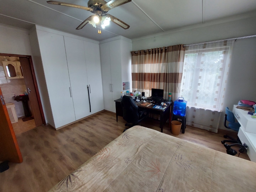 5 Bedroom Property for Sale in Everest Heights KwaZulu-Natal
