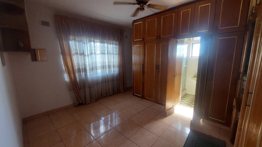 To Let 4 Bedroom Property for Rent in Umhlatuzana KwaZulu-Natal