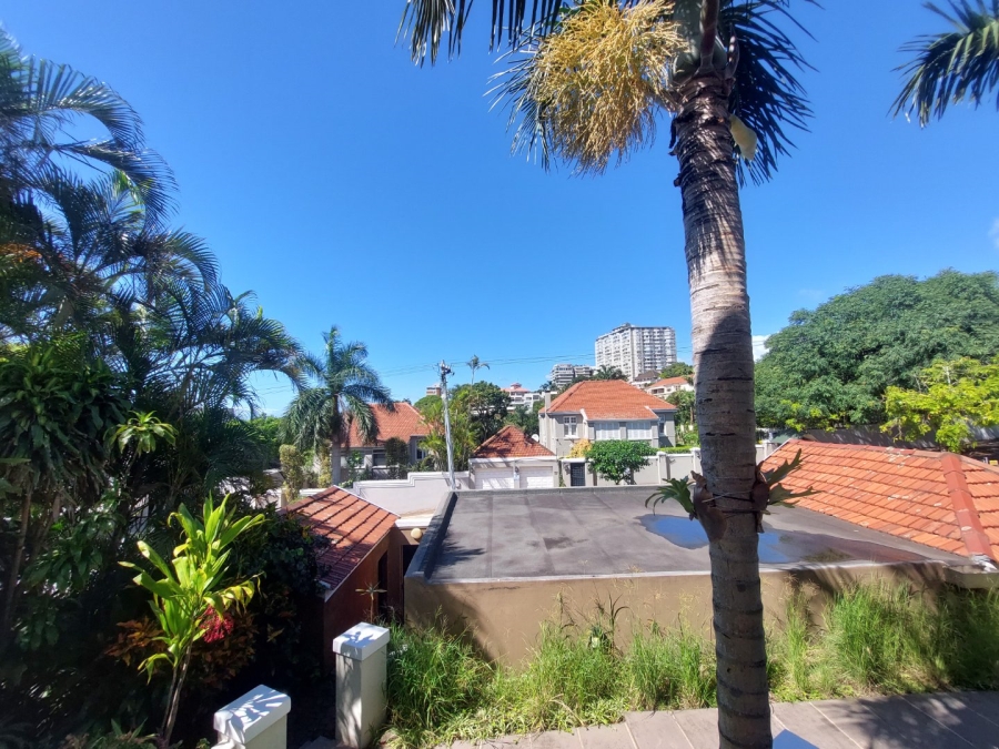 4 Bedroom Property for Sale in Essenwood KwaZulu-Natal