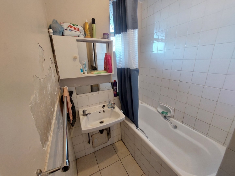 2 Bedroom Property for Sale in Glenwood KwaZulu-Natal