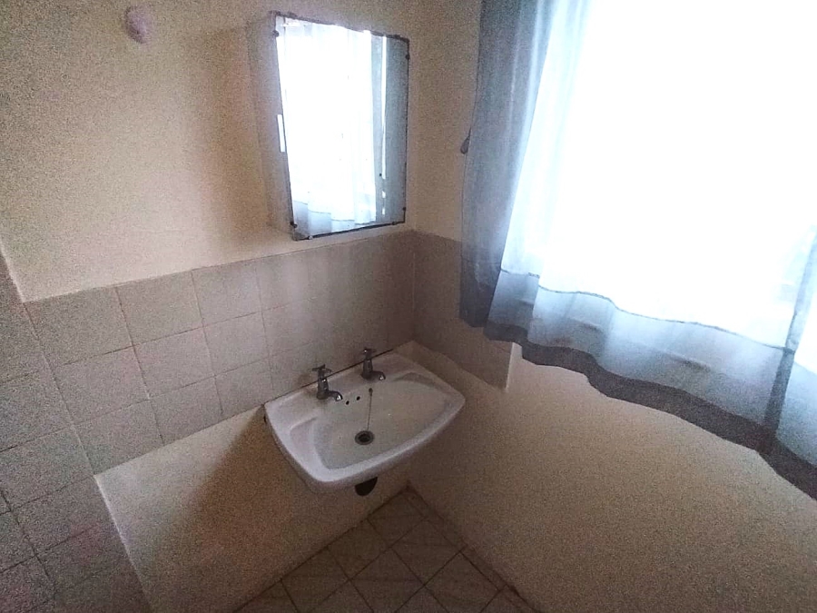 To Let 2 Bedroom Property for Rent in Anerley KwaZulu-Natal