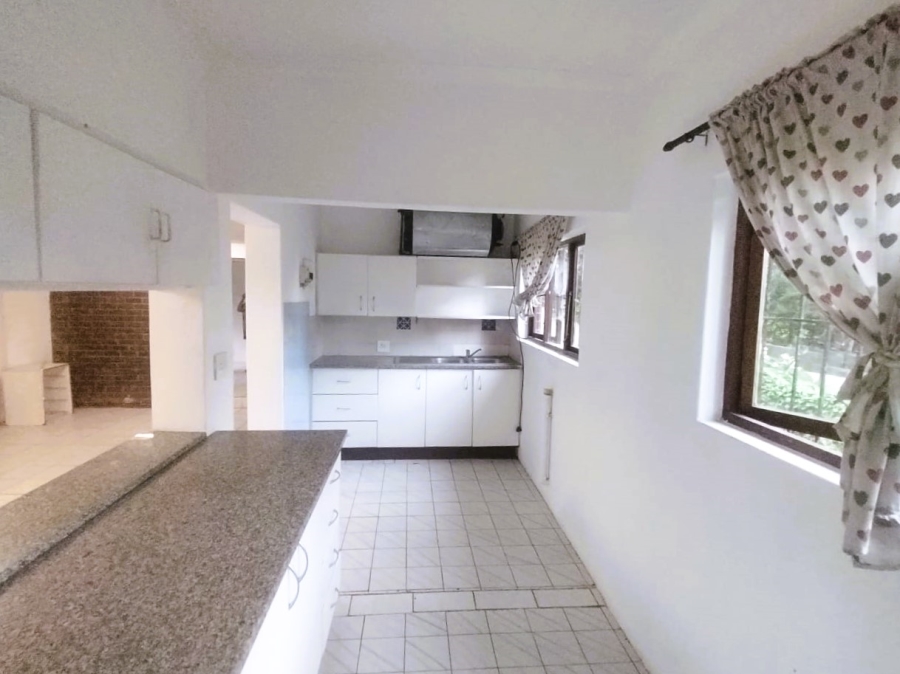 To Let 2 Bedroom Property for Rent in Anerley KwaZulu-Natal